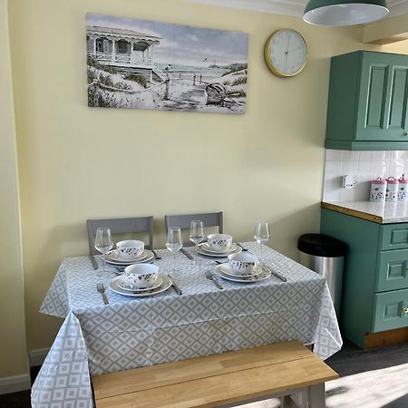 סנדאון April Cottage מראה חיצוני תמונה